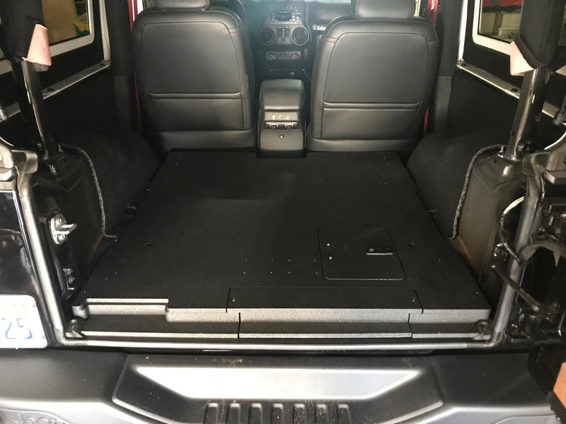 Load image into Gallery viewer, Goose Gear Jeep Wrangler 2007-2018 JK 2 Door - Rear Plate Systems