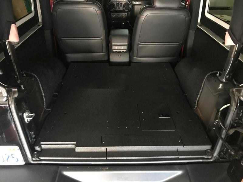 Load image into Gallery viewer, Goose Gear Jeep Wrangler 2007-2018 JK 2 Door - Rear Plate Systems