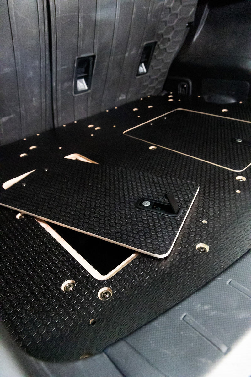 Load image into Gallery viewer, Goose Gear Subaru Crosstrek 2018 - 2023 2nd Gen. - Rear Plate System