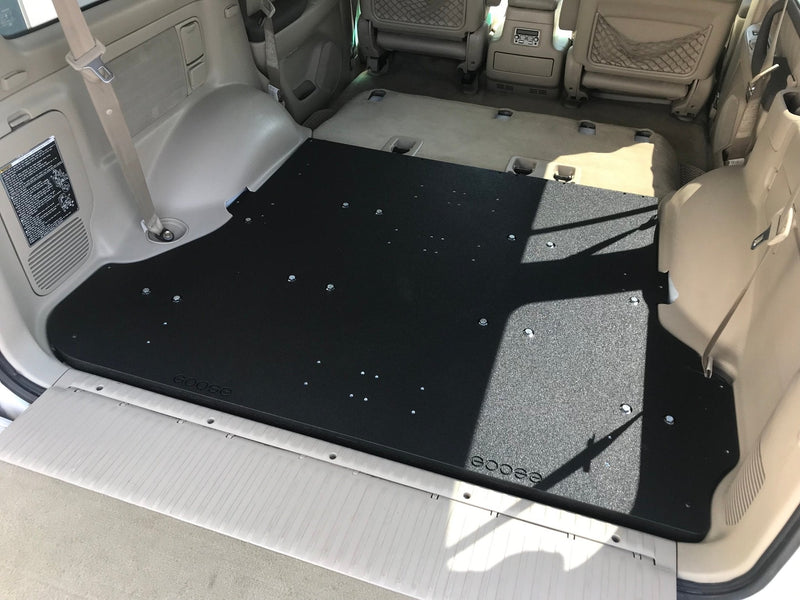 Load image into Gallery viewer, Goose Gear Toyota Land Cruiser 1998-2007 100 Series - Rear Plate System