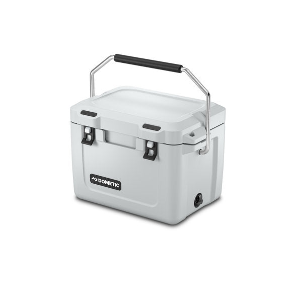 Load image into Gallery viewer, Dometic Patrol 20 Insulated Ice Chest
