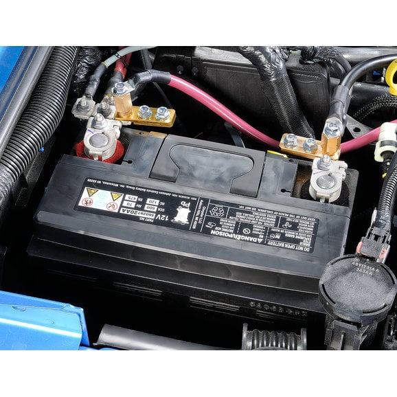 Load image into Gallery viewer, Quadratec JK-HDBT12 Extreme Duty Battery Terminals for 12-18 Jeep Wrangler JK
