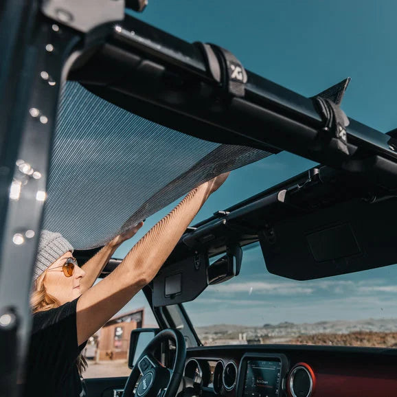Load image into Gallery viewer, XG Cargo XG-316 Magne-Lok Magnetic Sun Shade for 18-21 Jeep Wrangler JL &amp; 2021 Gladiator JT

