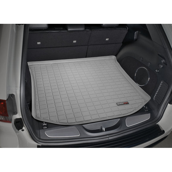 Load image into Gallery viewer, WeatherTech Cargo Liner for 99-04 Jeep Grand Cherokee WJ
