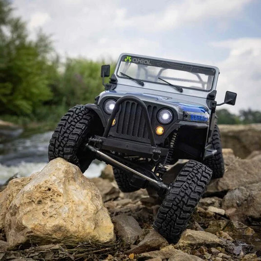 Axial SCX10 III Jeep CJ-7 4X4 Rock Crawler (1:10)