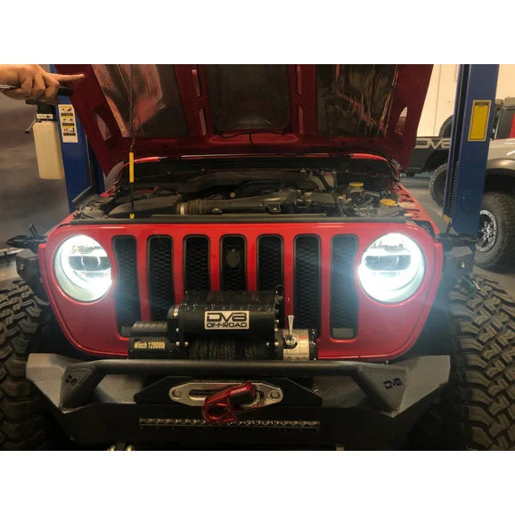 Load image into Gallery viewer, DV8 Offroad HLCJL-01 LED Headlight Pair for 18-24 Jeep Wrangler JL &amp; Gladiator JT
