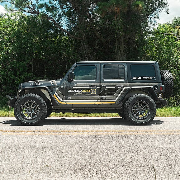 Load image into Gallery viewer, AccuAir AA-4104 Air Suspension System for 18-24 Jeep Wrangler JL Unlimited 4-Door
