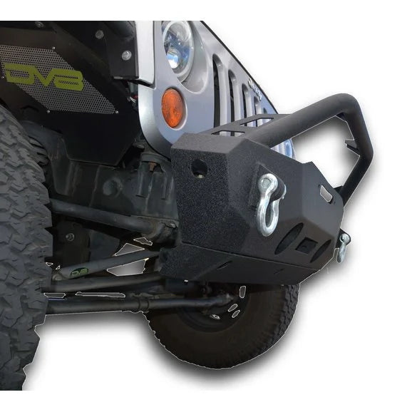 Load image into Gallery viewer, DV8 Offroad FBSHTB-16 FS-16 Hammer Stubby Bumper with Skid Plate for 07-19 Jeep Wrangler JK &amp; JL
