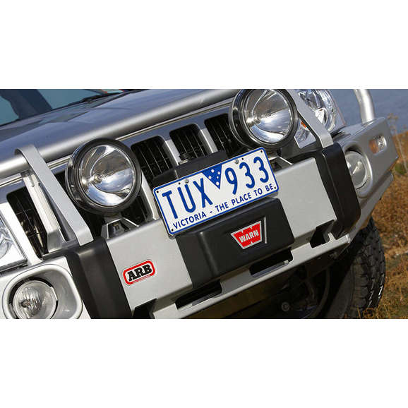 Load image into Gallery viewer, ARB Deluxe Bull Bar Front Bumper for 05-09 Jeep Grand Cherokee WK
