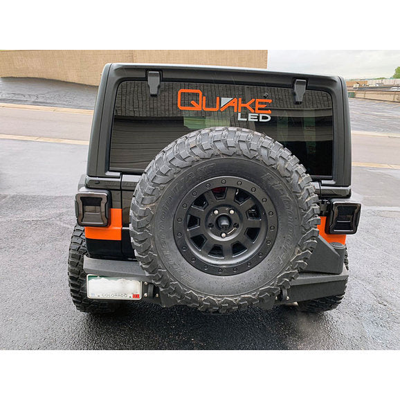 Load image into Gallery viewer, Quake LED QTE558 Blackout LED Replacement Tail Lights for 18-24 Jeep Wrangler JL
