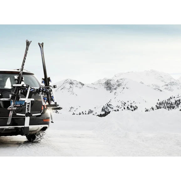 Load image into Gallery viewer, Thule 9033 Tram Hitch Ski/Snowboard Carrier
