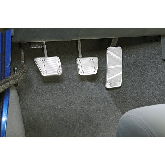 Load image into Gallery viewer, DV8 Offroad JP-180026-BL Billet Aluminum Pedal Pad Covers for 07-18 Jeep Wrangler JK with Manual Transmission
