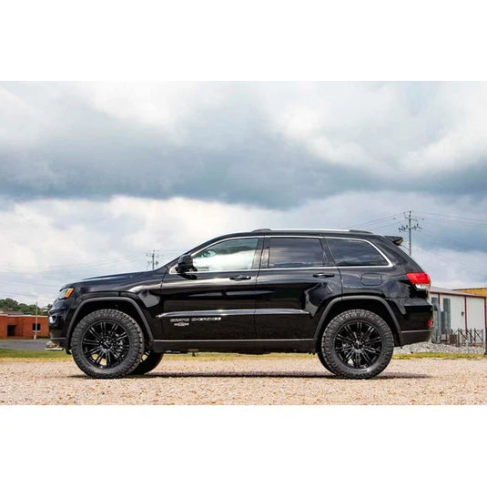 Rough Country 2.5in Suspension Lift Kit for 11-21 Jeep Grand Cherokee WK2