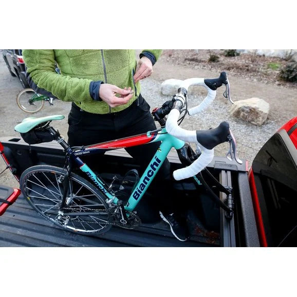 Load image into Gallery viewer, Swagman 64701 Patrol Truck Bed Bike Rack
