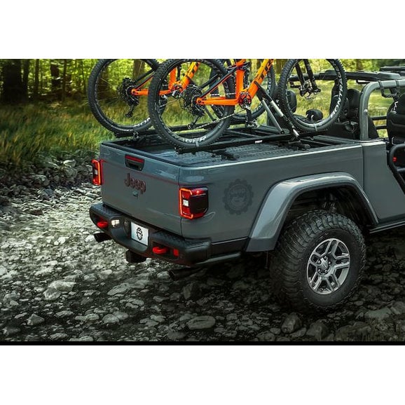 Load image into Gallery viewer, Mopar 82215631 Truck Bed Cross Bars for 20-24 Jeep Gladiator JT with Trail Rail
