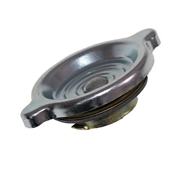 OMIX 17403.01 Oil Filler Cap for 90-02 Jeep Vehicles with 2.5L 4 Cylinder Fuel Injected Engine, 91-94 Jeep Vehicles, 95 Cherokee & Grand Cherokee ZJ with 4.0L Engine