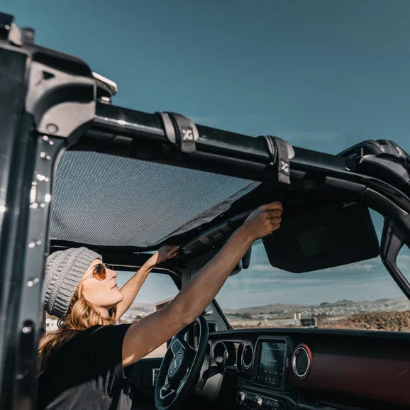 Load image into Gallery viewer, XG Cargo XG-316 Magne-Lok Magnetic Sun Shade for 18-23 Jeep Wrangler JL &amp; 2023 Gladiator JT
