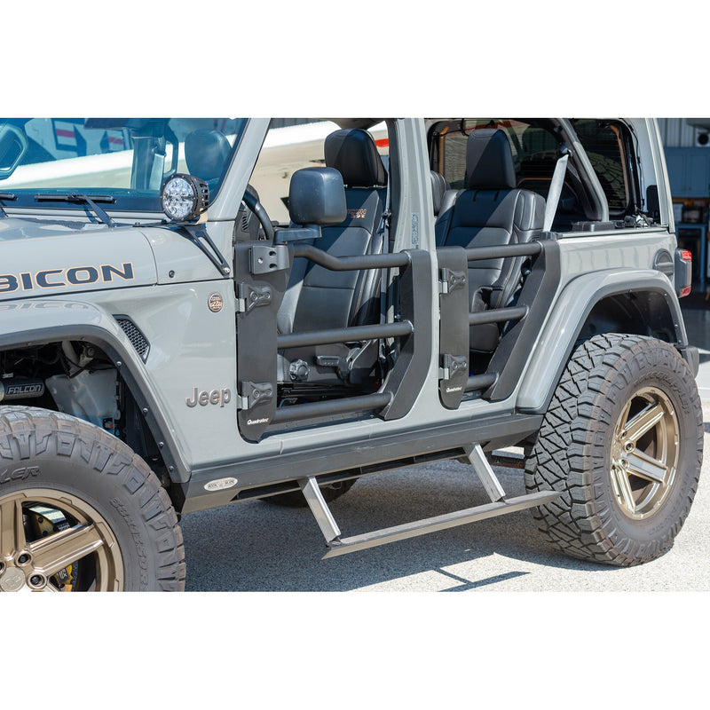 Load image into Gallery viewer, Quadratec Tube Doors for 18-23 Jeep Wrangler JL &amp; Gladiator JT
