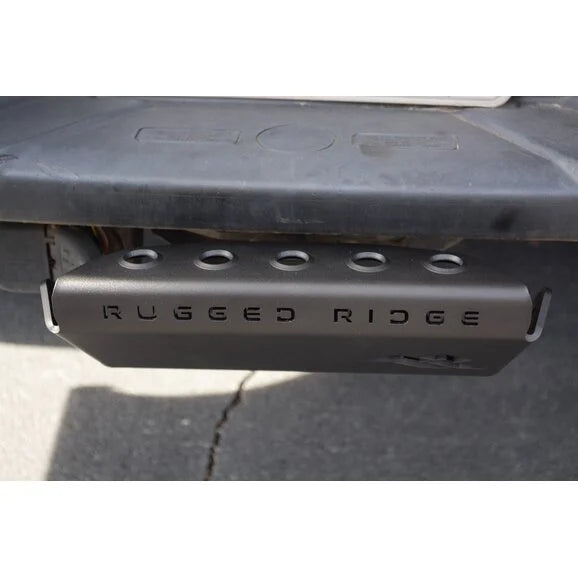 Load image into Gallery viewer, Rugged Ridge 18013.01 Hitch Receiver Skid Plate for 07-24 Jeep Wrangler JK, JL &amp; Gladiator JT
