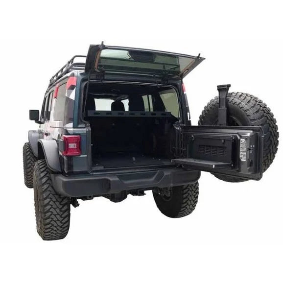 Load image into Gallery viewer, Paramount Automotive 81-20105 Tailgate Table for 18-22 Jeep Wrangler JL
