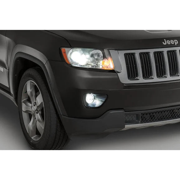 Load image into Gallery viewer, Quadratec LED Fog Lights Kit for 11-13 Jeep Grand Cherokee WK2
