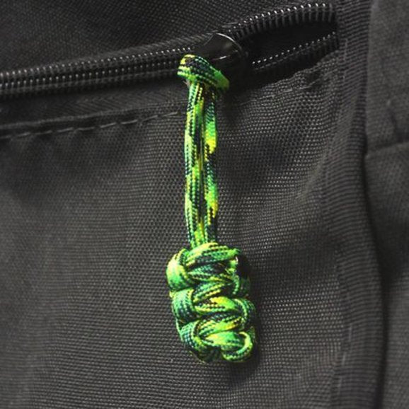 Load image into Gallery viewer, Bartact 550 Paracord Zipper Pull Set
