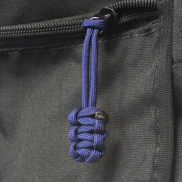 Load image into Gallery viewer, Bartact 550 Paracord Zipper Pull Set
