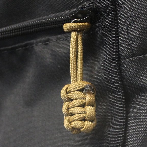 Load image into Gallery viewer, Bartact 550 Paracord Zipper Pull Set
