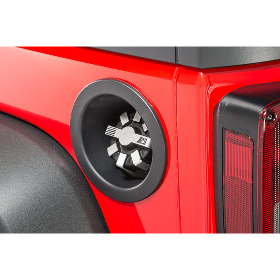 Load image into Gallery viewer, Rugged Ridge Aluminum Elite Fuel Cap for 01-18 Jeep Wrangler TJ &amp; JK
