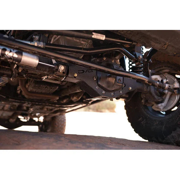 Load image into Gallery viewer, DV8 Offroad SPJL-11 Front Differential Skid Plate- Dana 44 for 18-24 Jeep Wrangler JL &amp; 20-24 Jeep Wrangler JT
