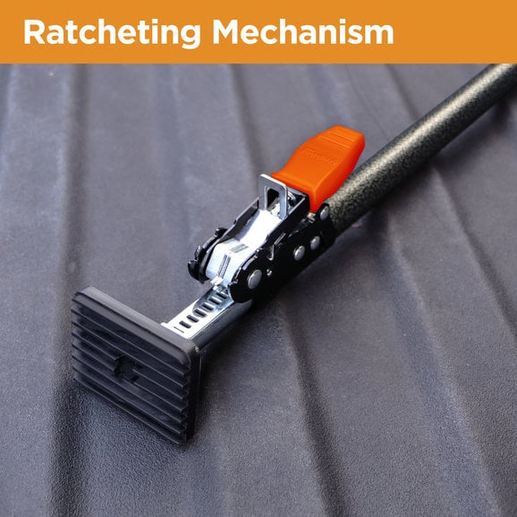 Load image into Gallery viewer, Rightline Gear 4x4 100T66 Ratcheting Cargo Bar
