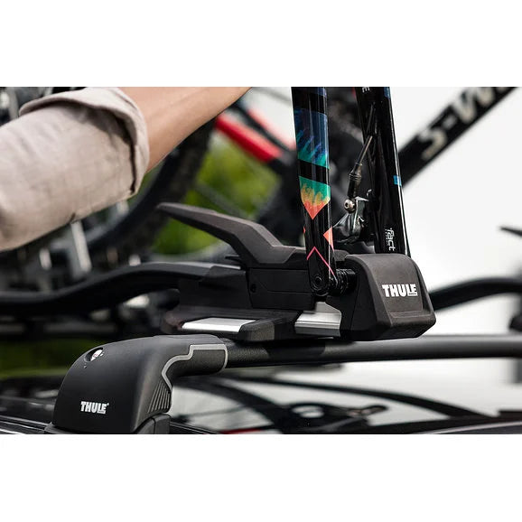 Load image into Gallery viewer, Thule 568005 TopRide Fork Mount Bike Rack for Crossbar Style Racks
