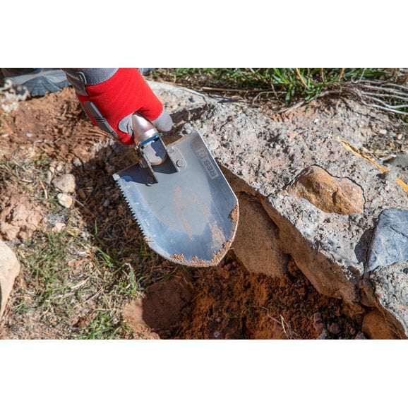 Load image into Gallery viewer, Quadratec RES-Q Multi Function Trail Shovel
