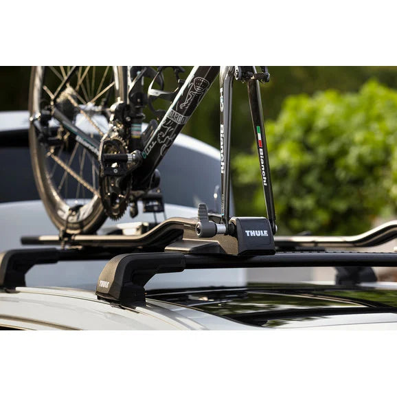 Load image into Gallery viewer, Thule 564005 FastRide Roof Mounted Bike Rack
