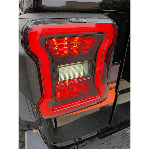 Load image into Gallery viewer, Quake LED QTE558 Blackout LED Replacement Tail Lights for 18-24 Jeep Wrangler JL
