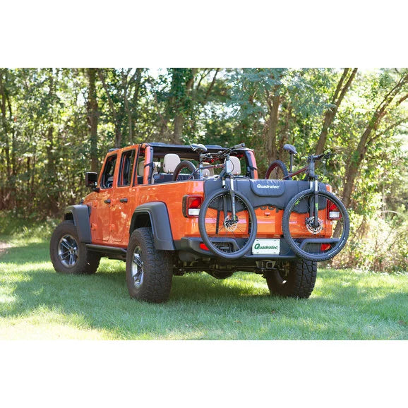 Load image into Gallery viewer, Quadratec Tailgate Bike Pad for 20-22 Jeep Gladiator JT
