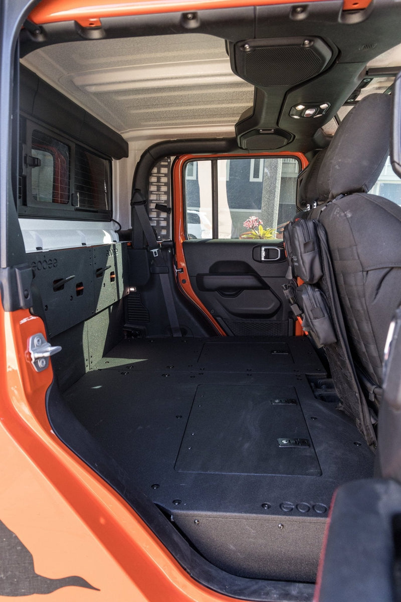 Load image into Gallery viewer, Goose Gear Jeep Gladiator 2019-Present JT 4 Door - Back Wall
