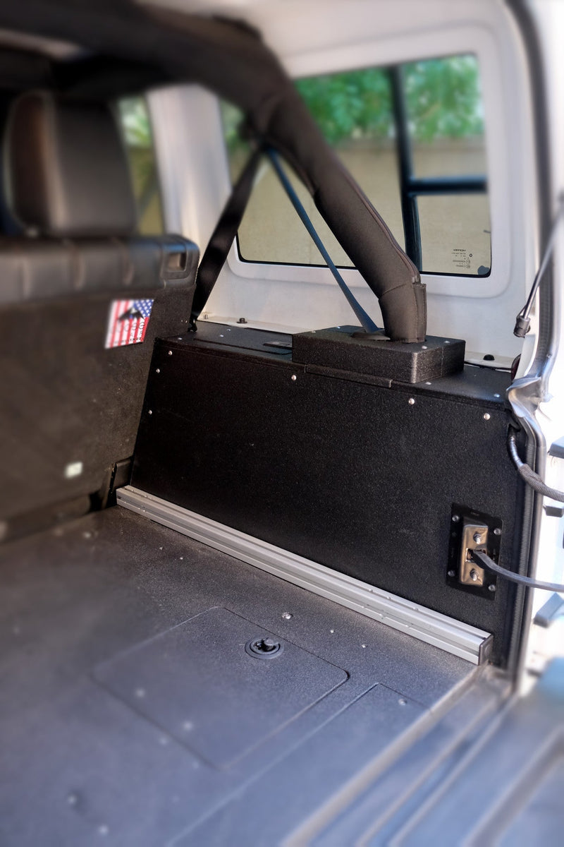 Load image into Gallery viewer, Goose Gear Jeep Wrangler 2007-2018 JKU 4 Door - Side Cubbies
