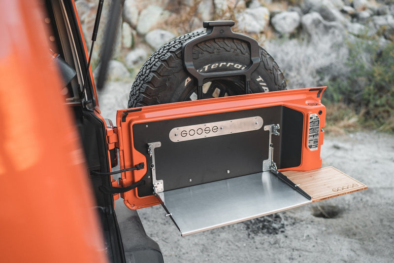 Load image into Gallery viewer, Goose Gear Jeep Wrangler 2018-Present JL / JLU - Goose Gear Tailgate Table
